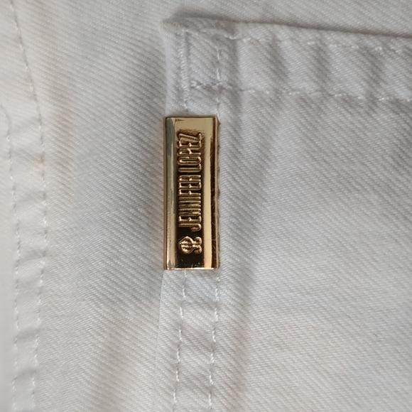 💙new item💙Jennifer Lopez white cropped jeans - Picture 10 of 14
